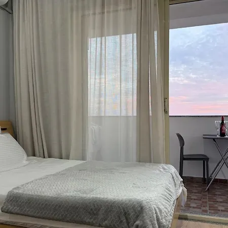 Sea View شقة دراس